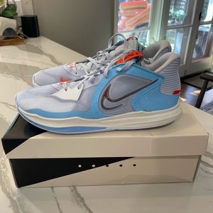 Nike Kyrie Low 5 ‘Football Grey’